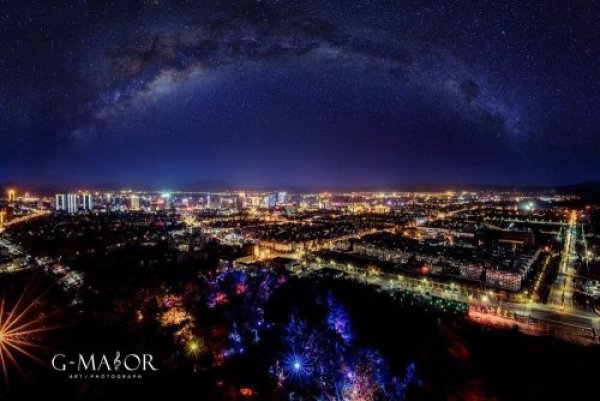 最新夜幕，变化中的学习之光，自信与成就感的源泉