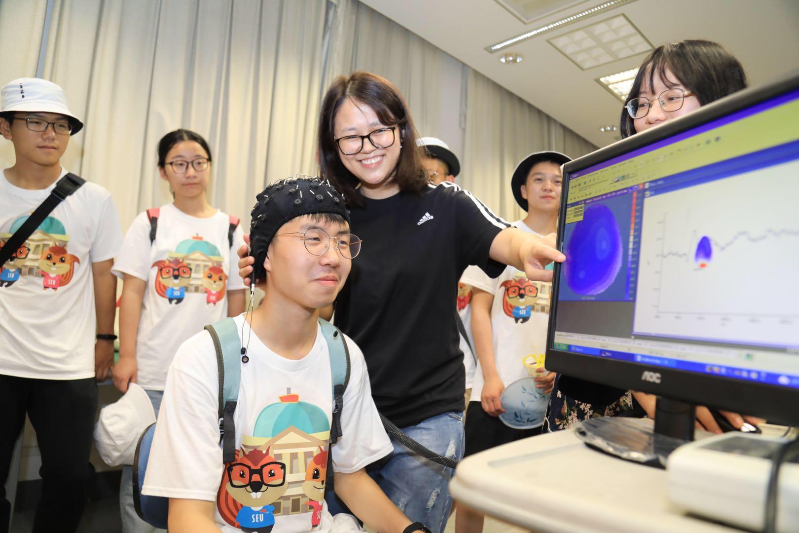 ＂新澳门免费精准大全＂的：实地应用实践解读_科技版6.47