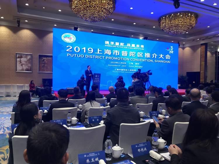 深兰科技上市，引领科技新纪元，智能生活精彩启航