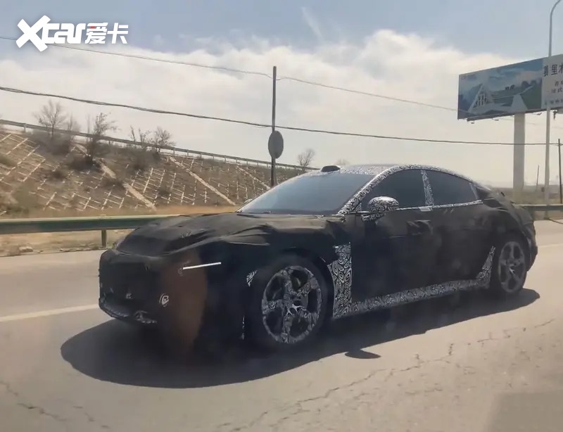 最新汽车动态，驾驭变革，驶向未来