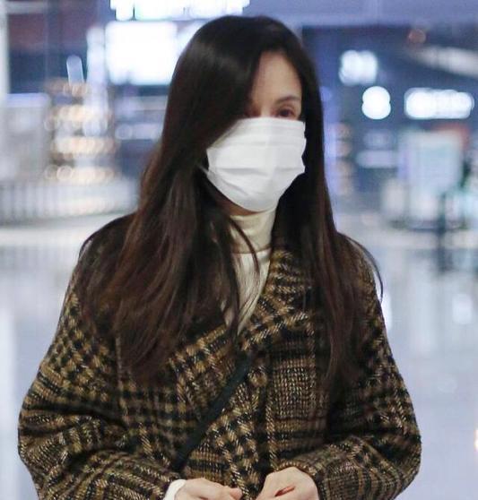 李若彤最新动态揭秘，小巷深处的独特风情小店探秘之旅