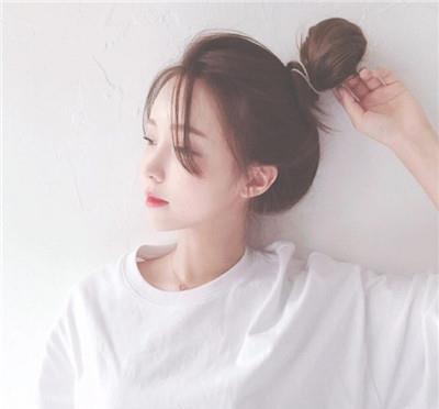 科技与美学重塑生活品质，最新微信美女高清头像分享