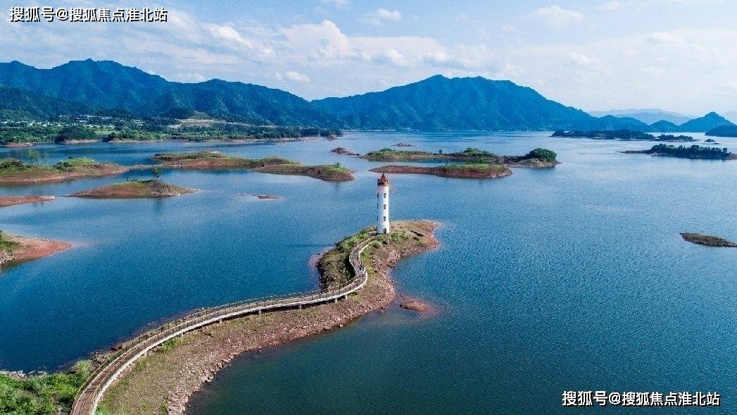 闲人综合最新地址回顾，背景、事件与地位之回眸