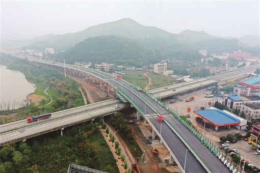 湘潭易花公路最新资讯概览